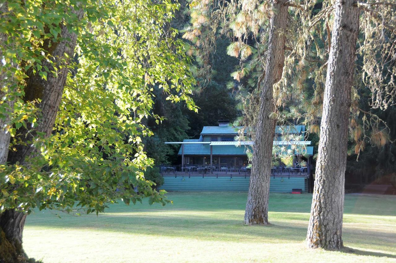 Morrisons Rogue River Lodge Merlin 外观 照片
