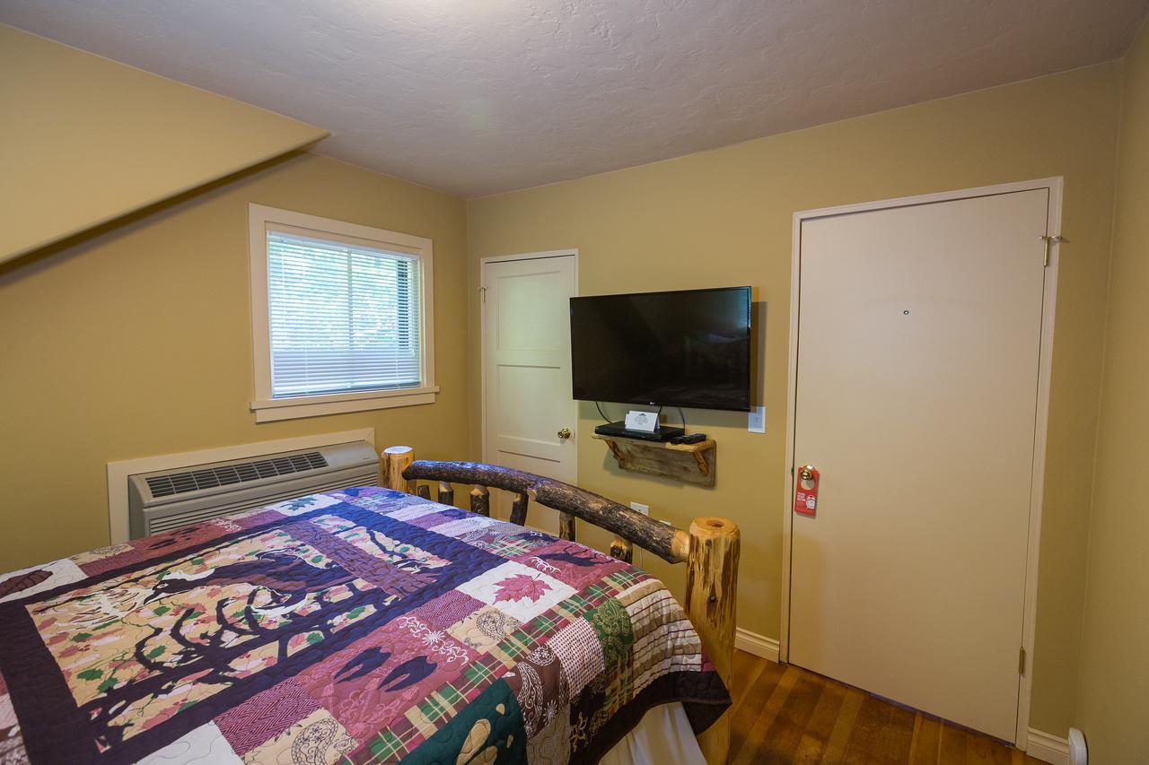 Morrisons Rogue River Lodge Merlin 外观 照片