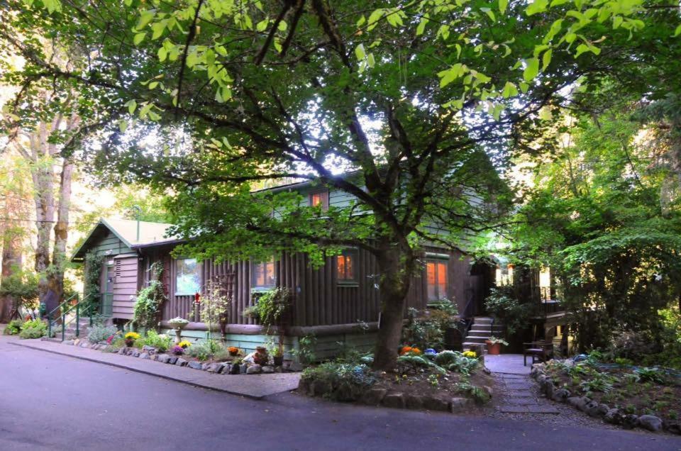 Morrisons Rogue River Lodge Merlin 外观 照片