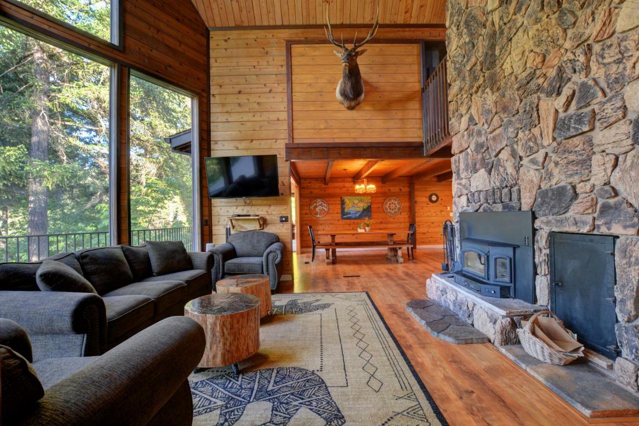 Morrisons Rogue River Lodge Merlin 外观 照片
