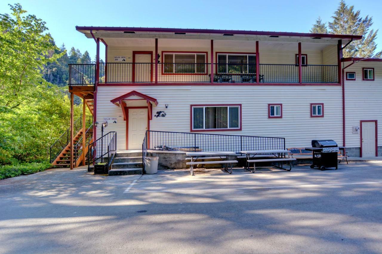 Morrisons Rogue River Lodge Merlin 外观 照片