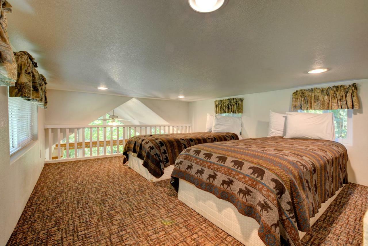 Morrisons Rogue River Lodge Merlin 外观 照片