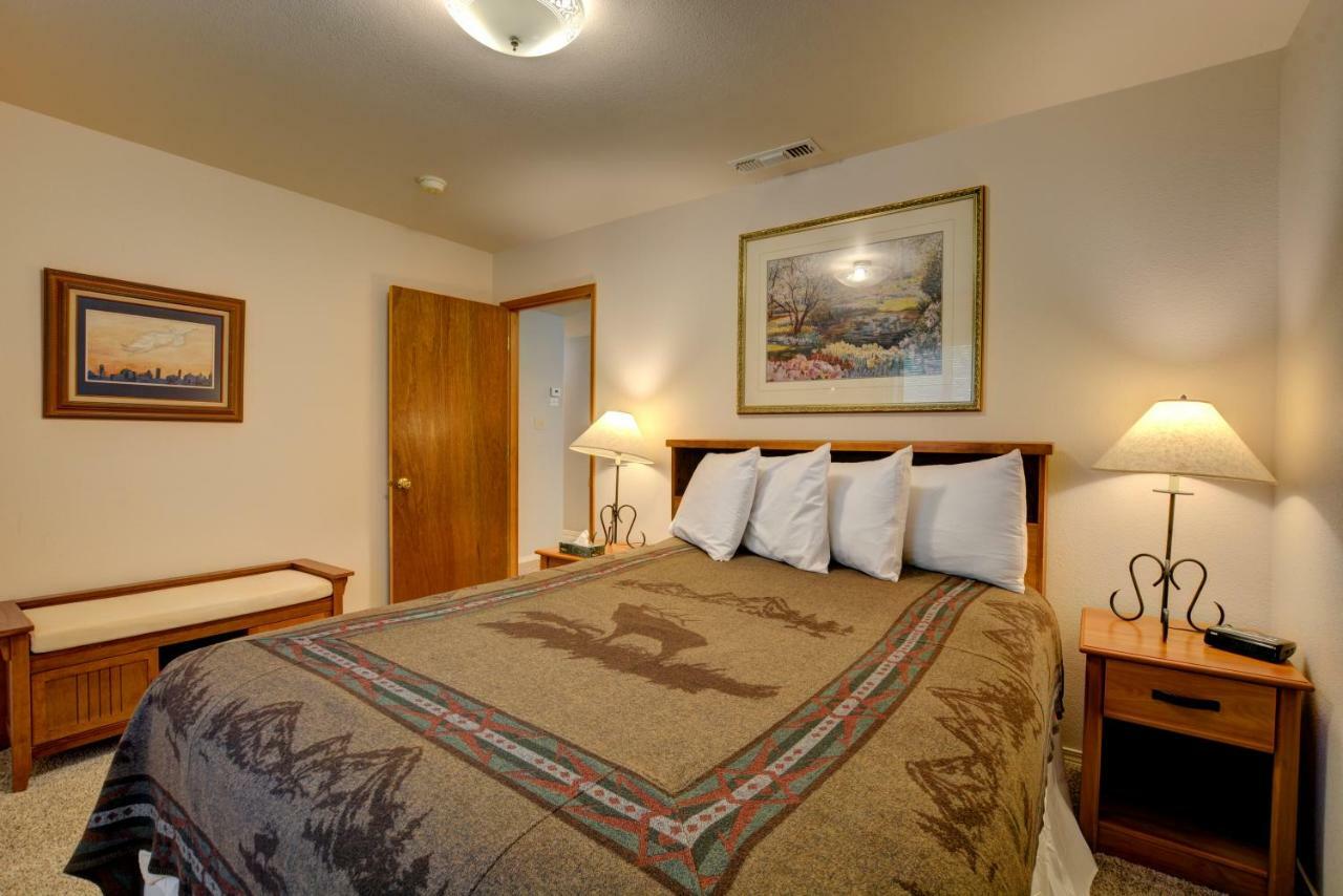 Morrisons Rogue River Lodge Merlin 外观 照片
