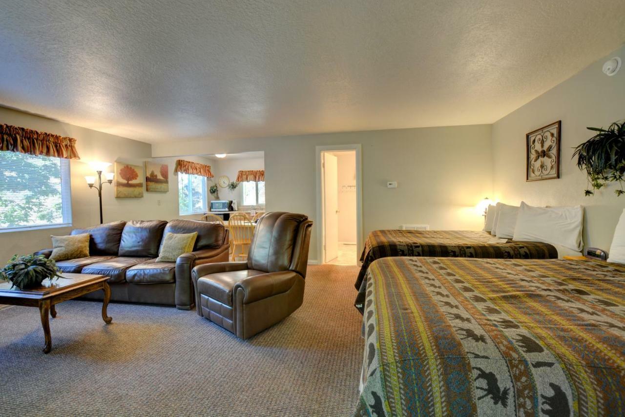 Morrisons Rogue River Lodge Merlin 外观 照片