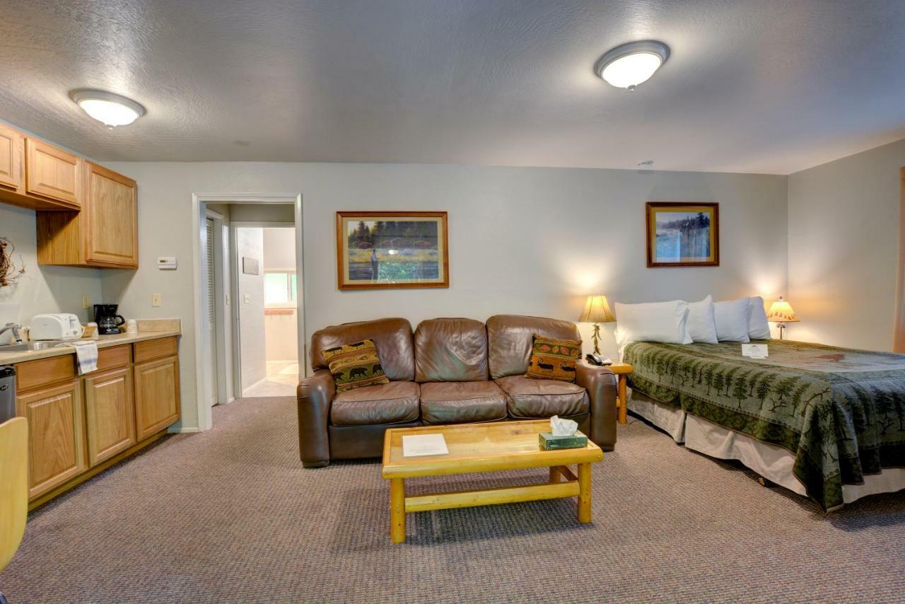 Morrisons Rogue River Lodge Merlin 外观 照片